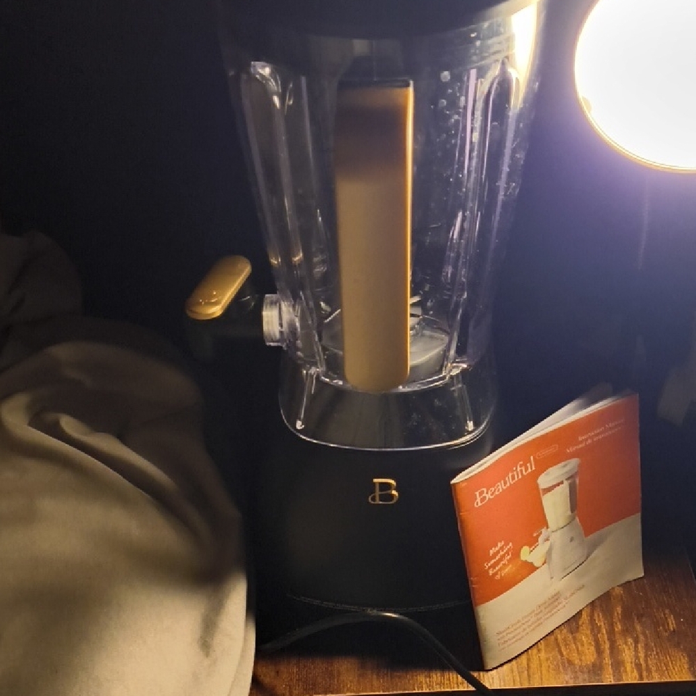 Black and Gold Blender - Kitchen Tool